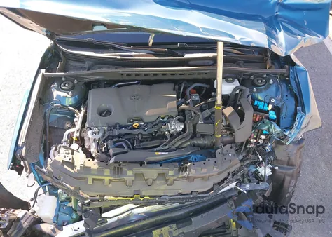 2025 Toyota Camry Le z USA, uszkodzony, nr VIN 4T1DAACK3SU185251